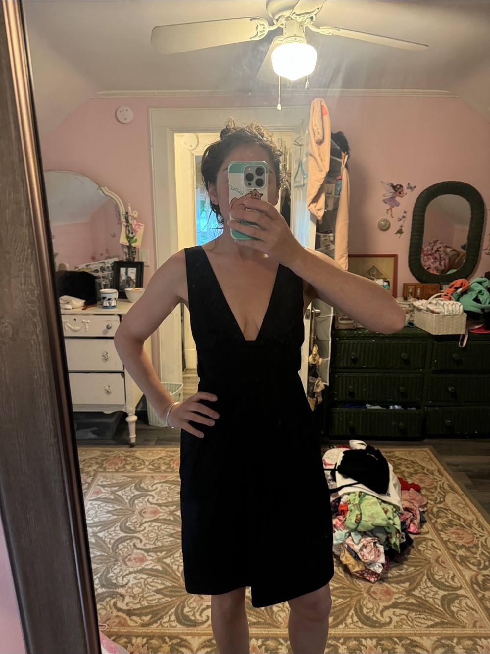French Connection Black Deep V-Neck Dress (with pockets!!) size 4